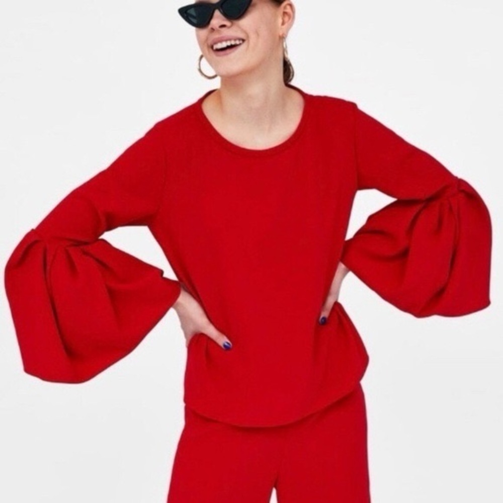 ZARA WOMAN Pleated Flare‎ Ruffle Bell Sleeves Red Blouse Top Size SMALL - Picture 3 of 14
